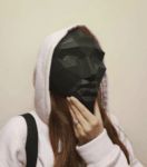 Маска з гри в кальмара