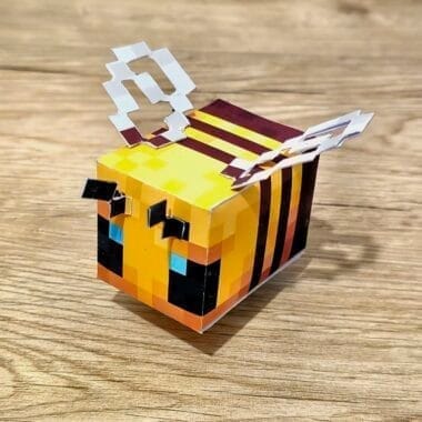 Поговорим про паперкрафт більш детально